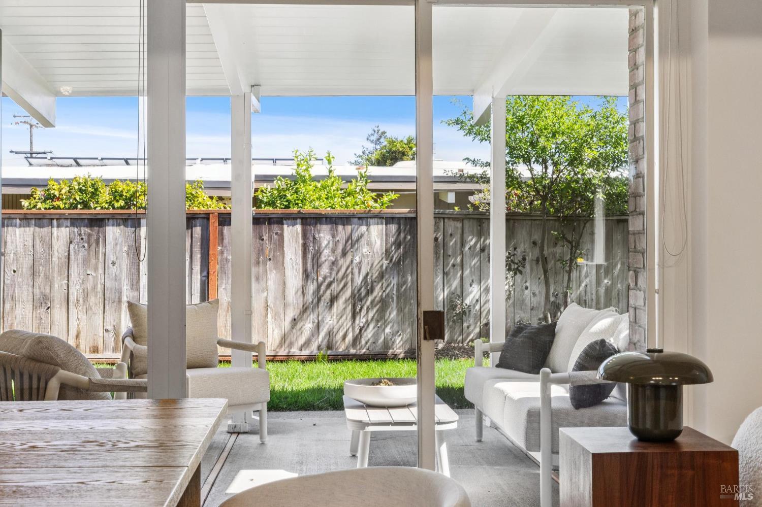 711 Del Ganado Road San Rafael, CA 94903 - Photo 23 of 56