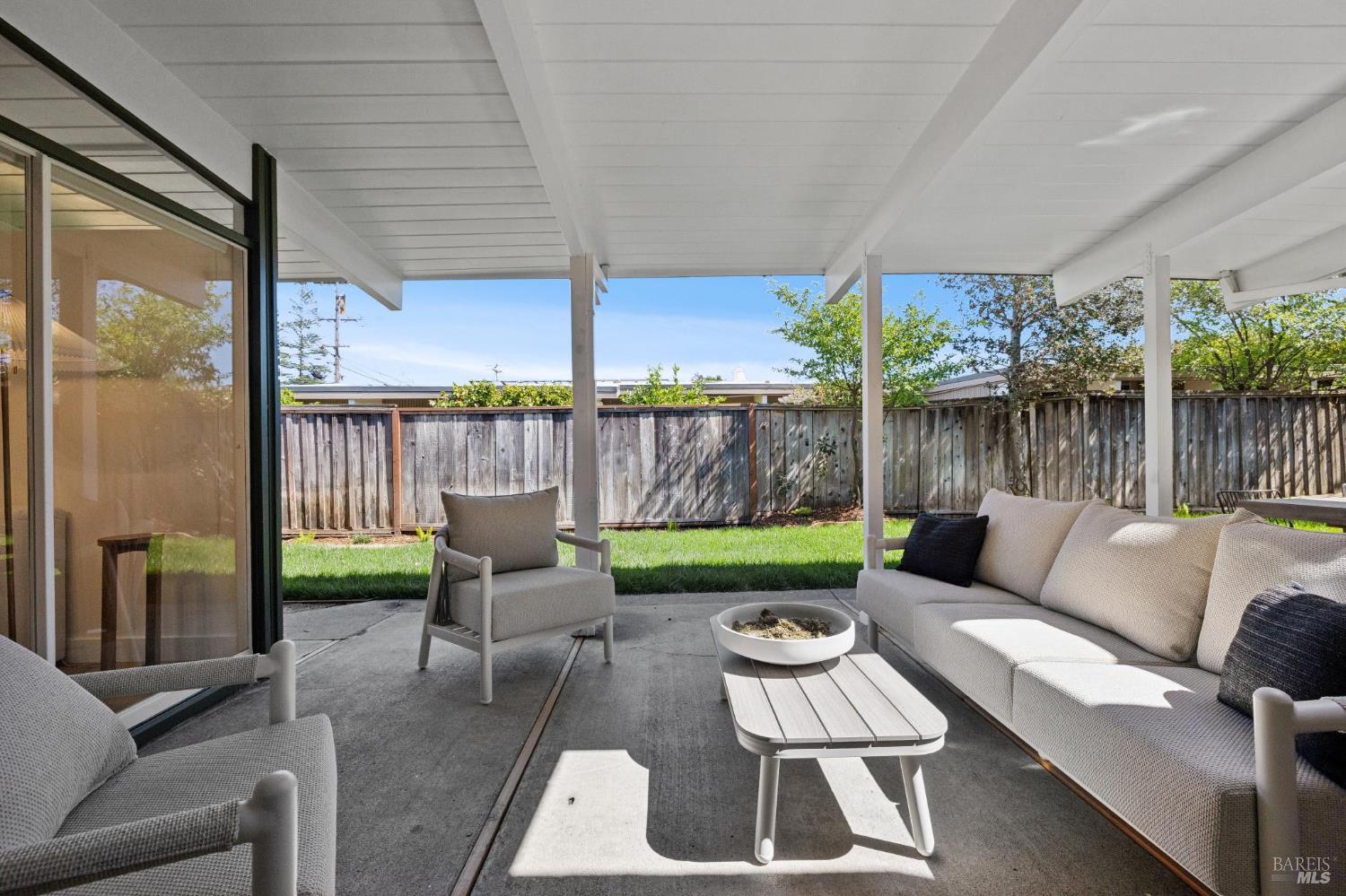 711 Del Ganado Road San Rafael, CA 94903 - Photo 24 of 56