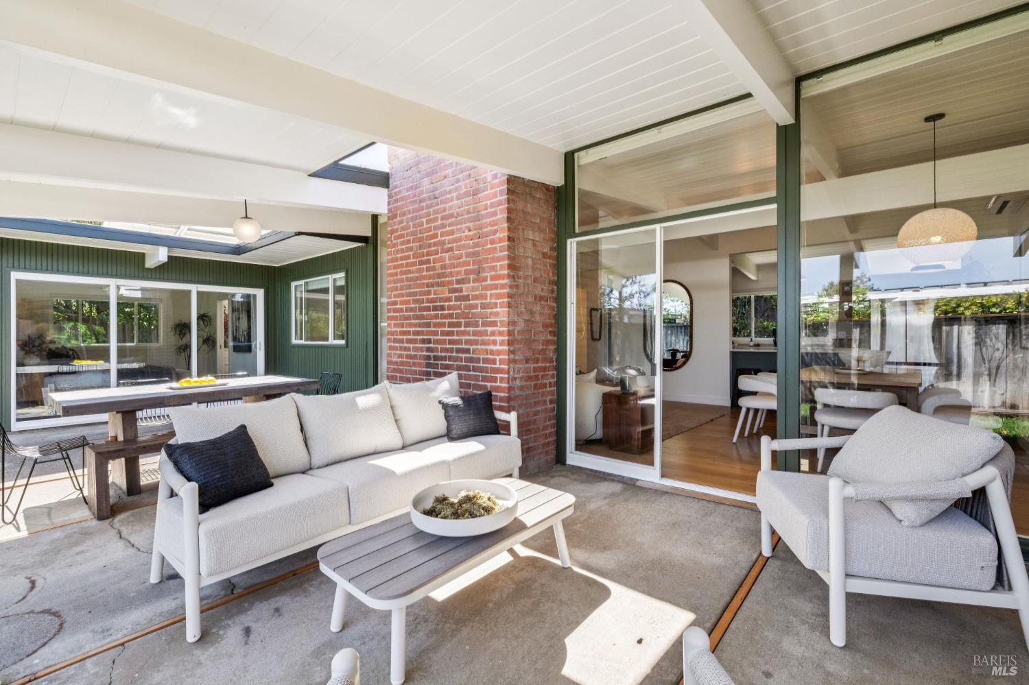 711 Del Ganado Road San Rafael, CA 94903 - Photo 25 of 56