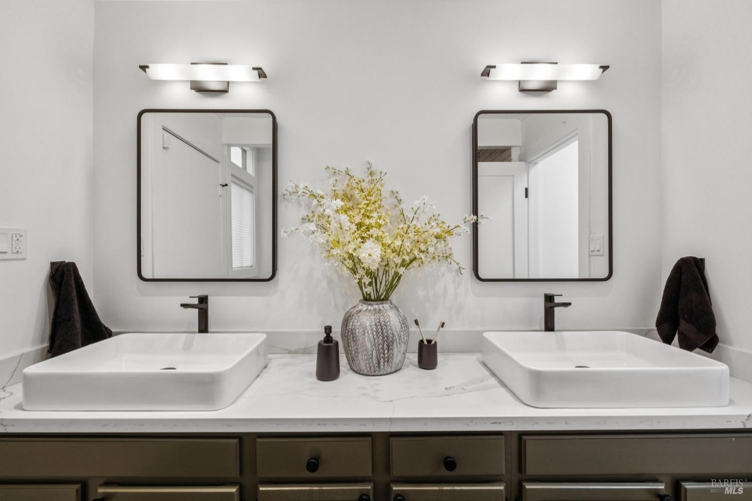 711 Del Ganado Road San Rafael, CA 94903 - Photo 39 of 56