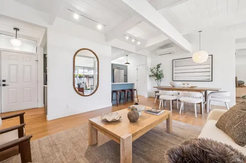 $1,495,000 | 711 Del Ganado Road, San Rafael, CA 94903