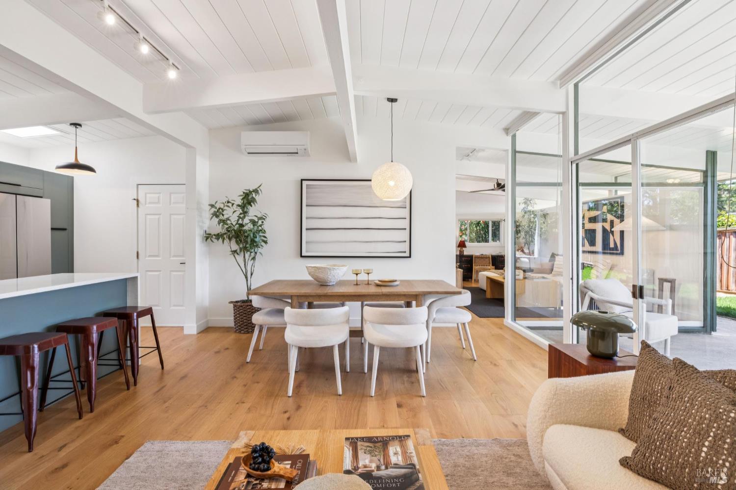 711 Del Ganado Road San Rafael, CA 94903 - Photo 9 of 56