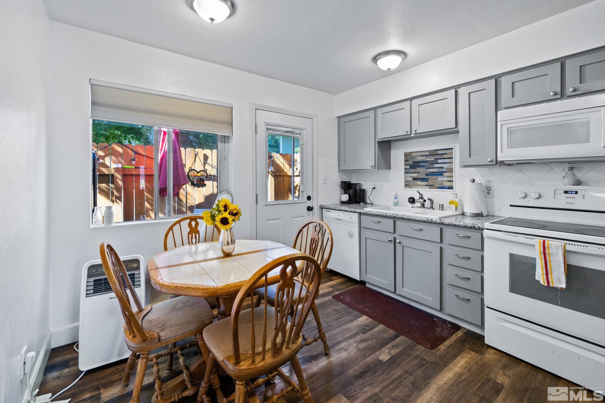 1414 East 9th Street, Unit 6 Reno, NV 89512 - Photo 8 of 17 Photo 8