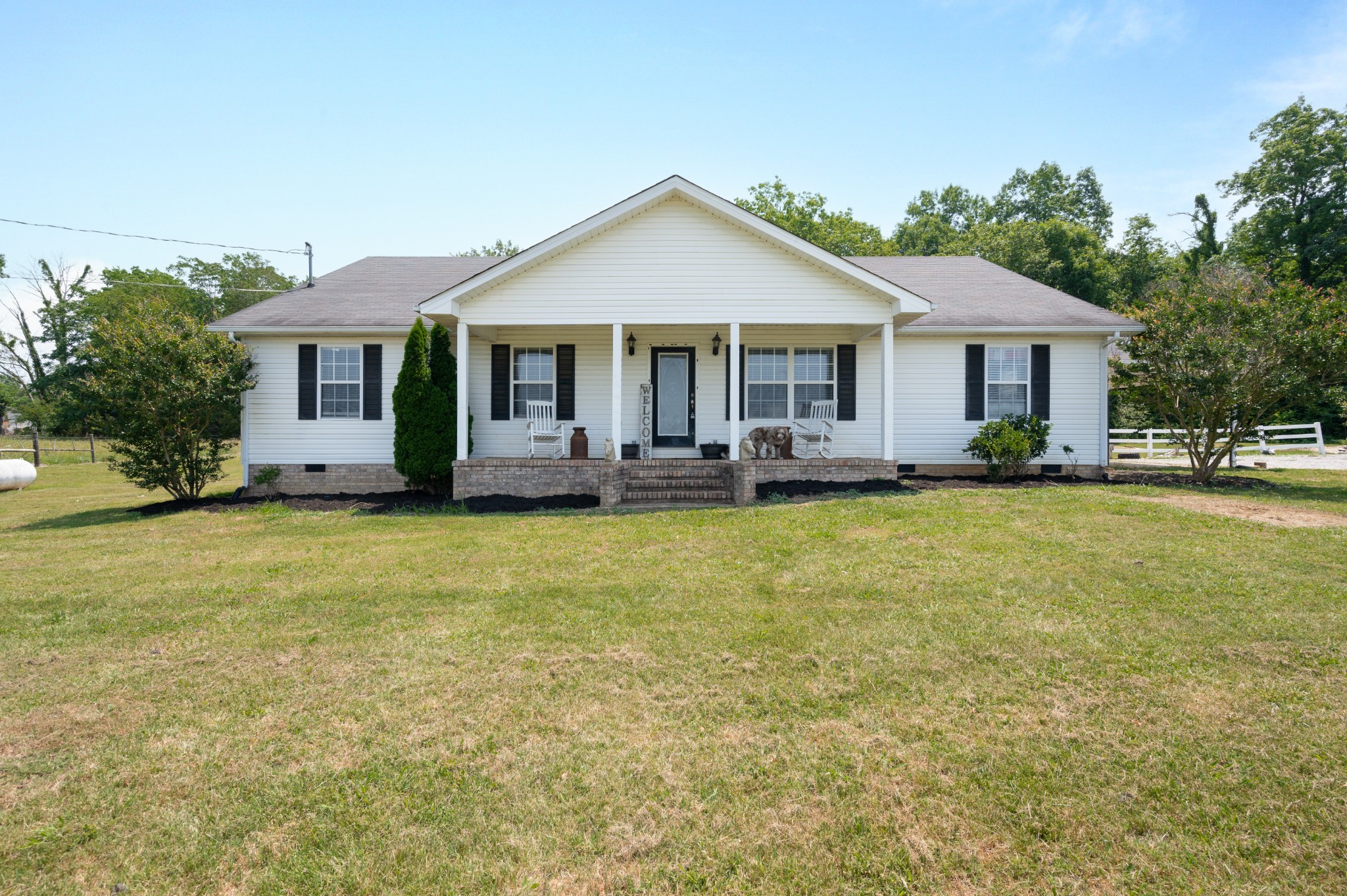 697 Whitaker Road Shelbyville, TN 37160 - Photo 3 of 61 Gallery Image 3