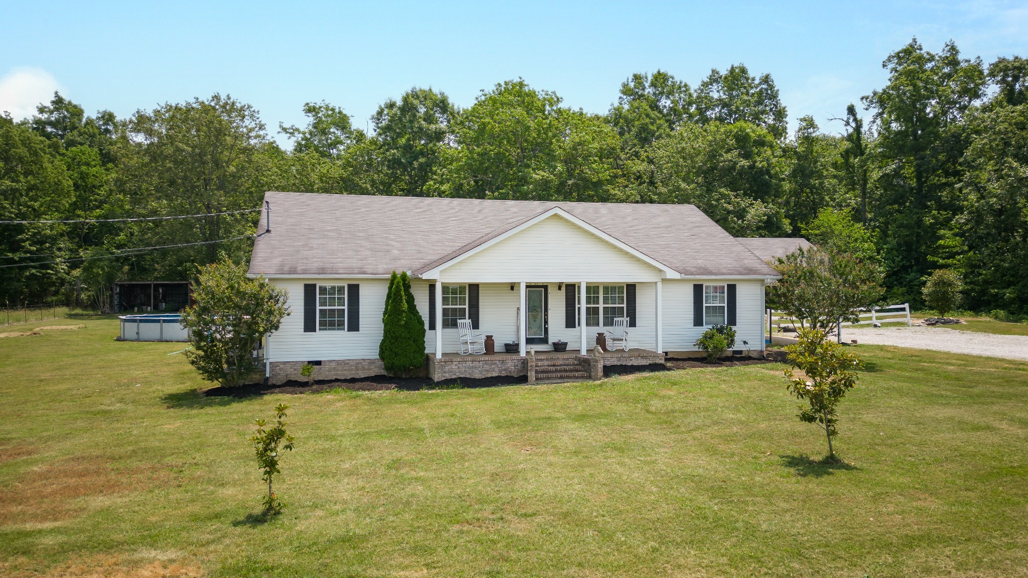 697 Whitaker Road Shelbyville, TN 37160 - Photo 5 of 61 Gallery Image 5