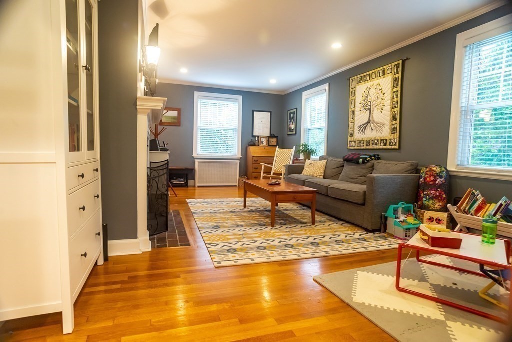 8 Brae Road Quincy, MA 02169 - Photo 20 of 35 Gallery Image 20
