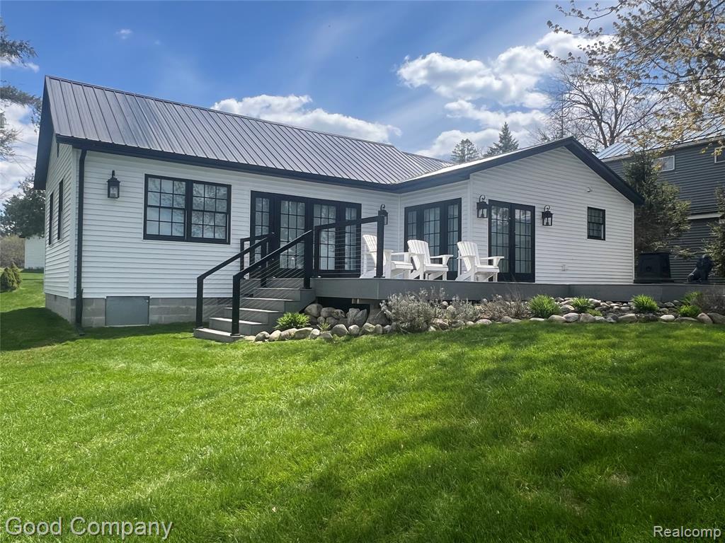 1849 East Pratt Lake Road Gladwin, MI 48624 - Photo 2 of 60