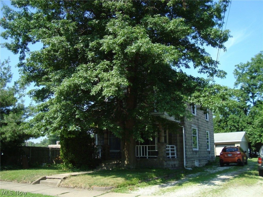 738 Elma Street Akron, OH 44310 - Photo 1 of 7 Gallery Image 1