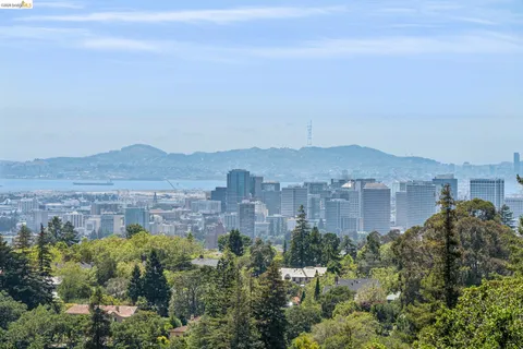 $3,750,000 | 120 Somerset Road, Piedmont, CA 94611