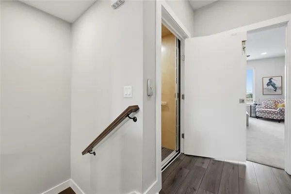 a view of entryway
