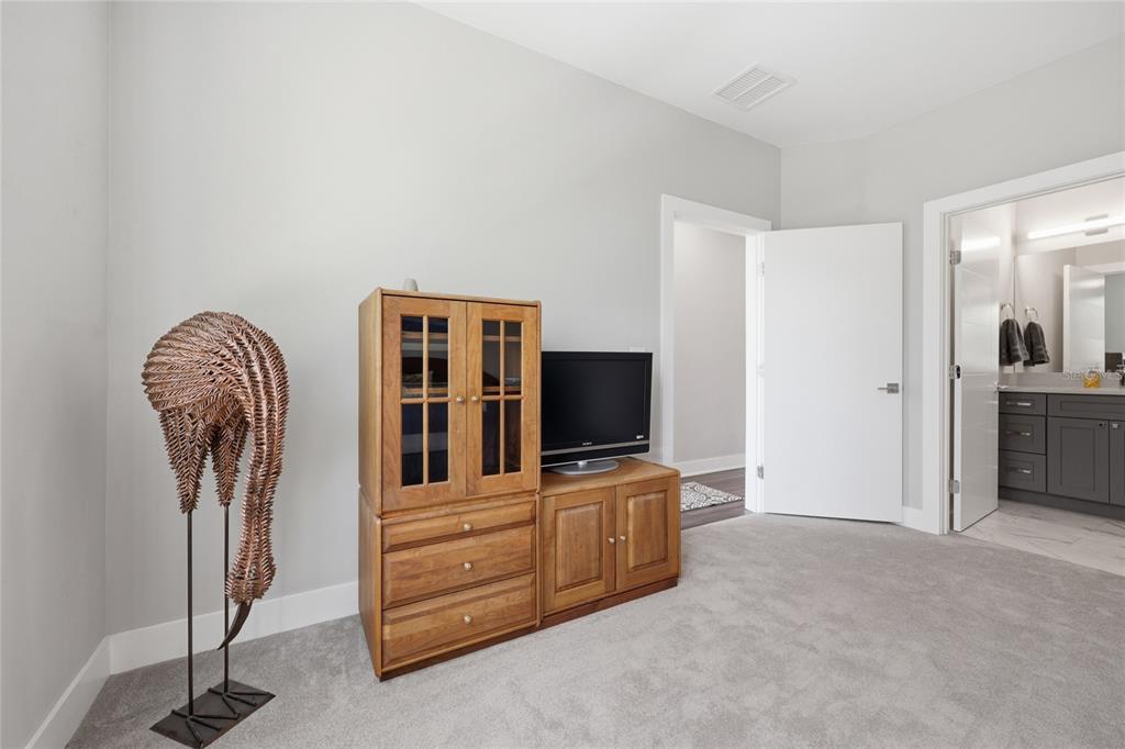 5016 Southwest 34th Place Gainesville, FL 32608 - Photo 33 of 78