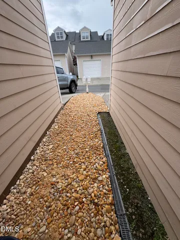 a view of a water fountain