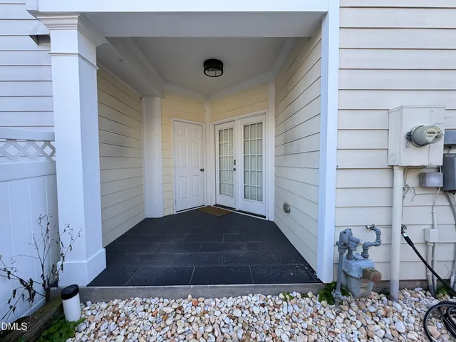 a view of outdoor space yard and patio