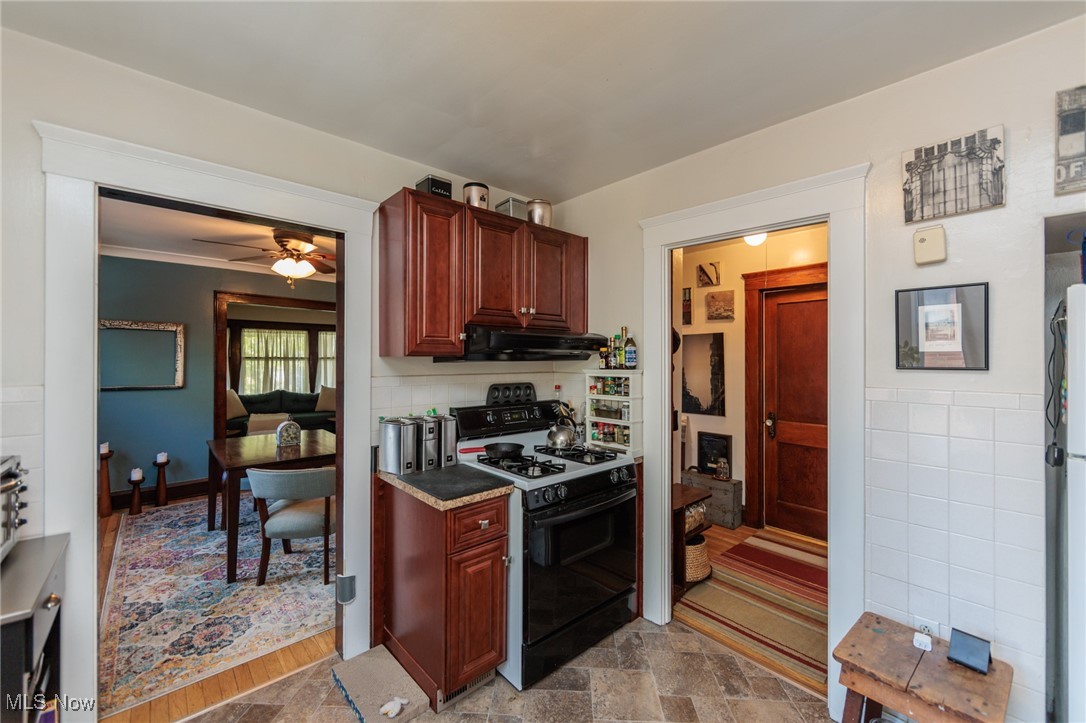10211 Baltic Road Cleveland, OH 44102 - Photo 14 of 50 Gallery Image 14
