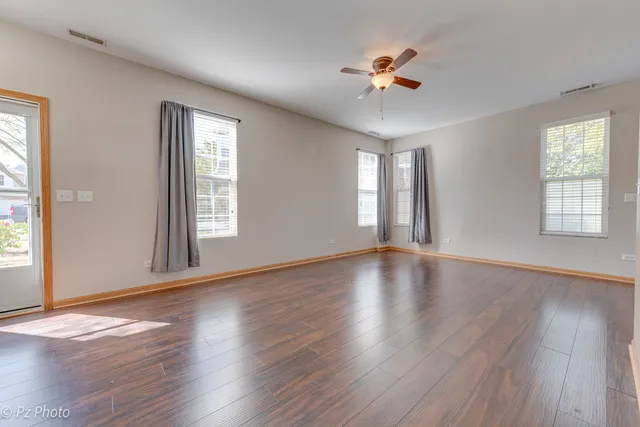 $2,700 | 24343 Leski Lane, Unit 24343, Plainfield, IL 60585