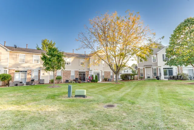 $2,700 | 24343 Leski Lane, Unit 24343, Plainfield, IL 60585