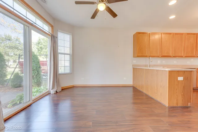 $2,700 | 24343 Leski Lane, Unit 24343, Plainfield, IL 60585