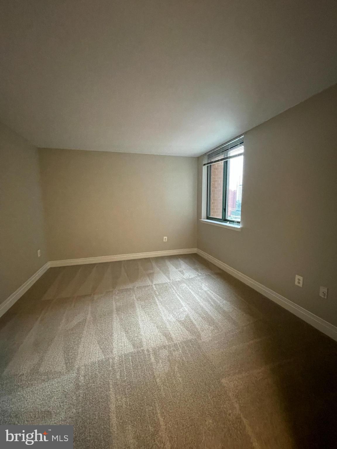 414 Water Street, Unit 2015 Baltimore, MD 21202 - Photo 9 of 30 Second bedroom