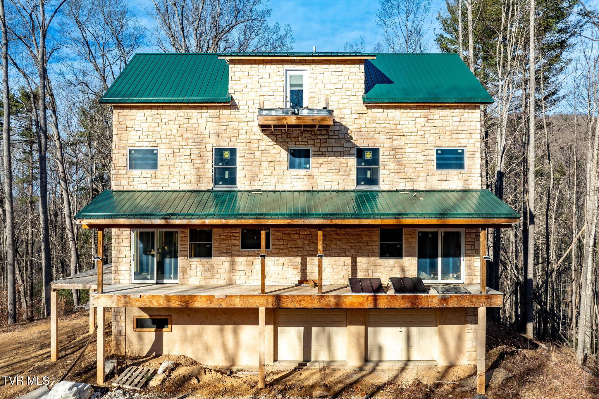 324 Allen Snyder Road Trade, TN 37691 - Photo 2 of 40 324 Allen Snyder Rd (27 of 80)