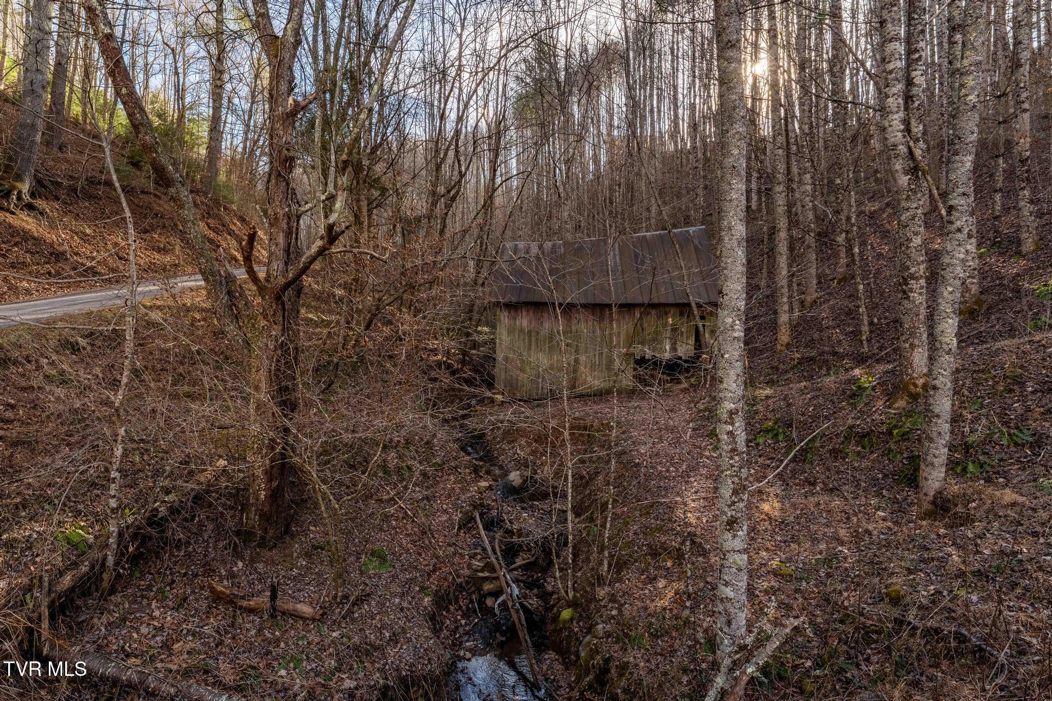 324 Allen Snyder Road Trade, TN 37691 - Photo 40 of 40 324 Allen Snyder Rd (53 of 80)