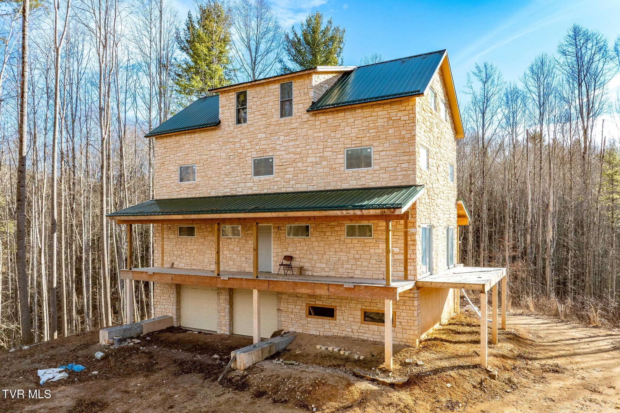 324 Allen Snyder Road Trade, TN 37691 - Photo 8 of 40 324 Allen Snyder Rd (18 of 80)