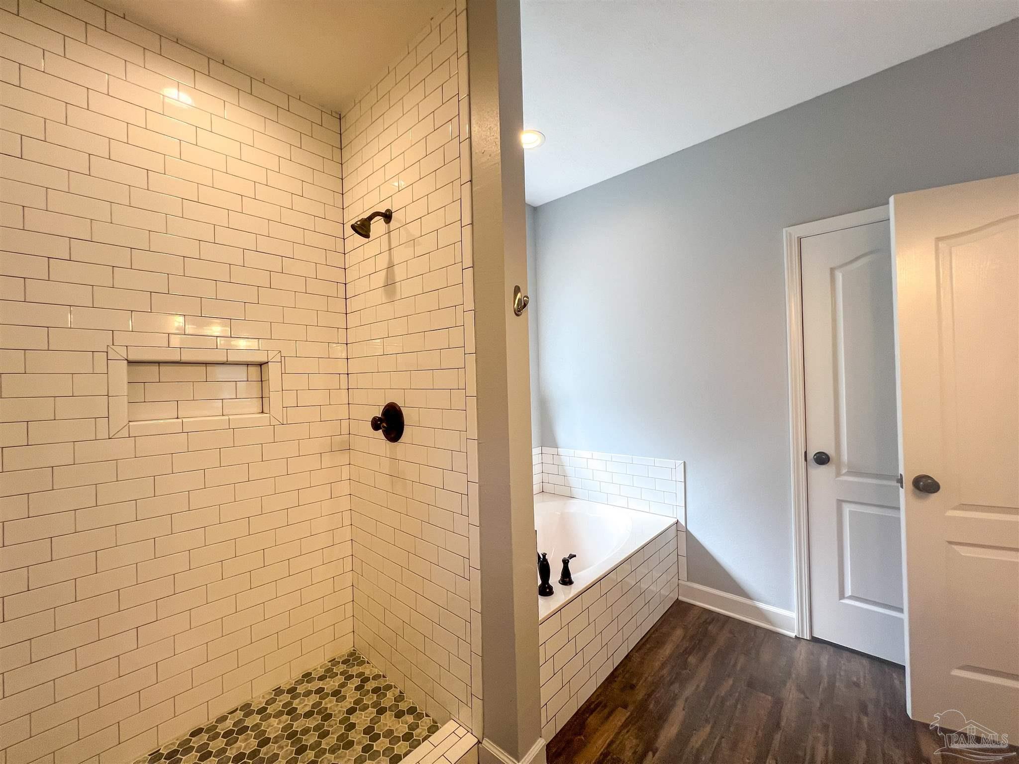 2685 Segrest Road Pace, FL 32571 - Photo 19 of 27