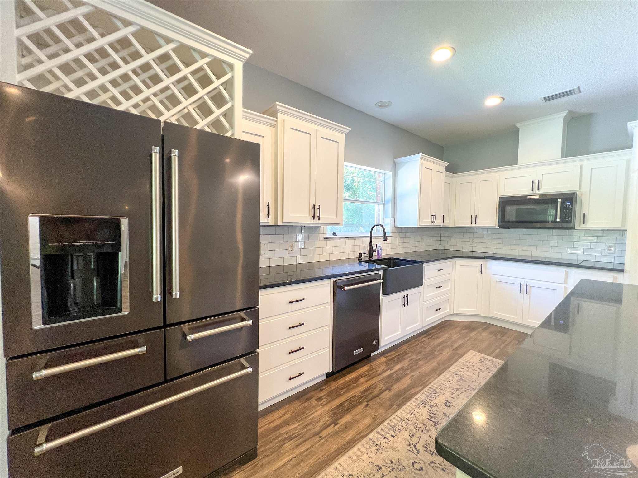 2685 Segrest Road Pace, FL 32571 - Photo 6 of 27