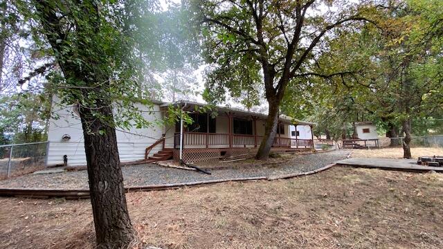 1740 Summit Loop Grants Pass, OR 97527 - Photo 36 of 39 REAR