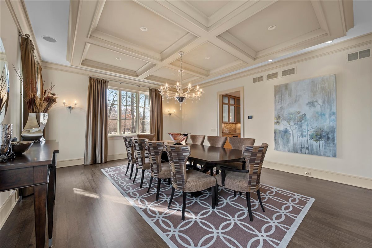 2 Bridlewood Road Northbrook, IL 60062 - Photo 11 of 58