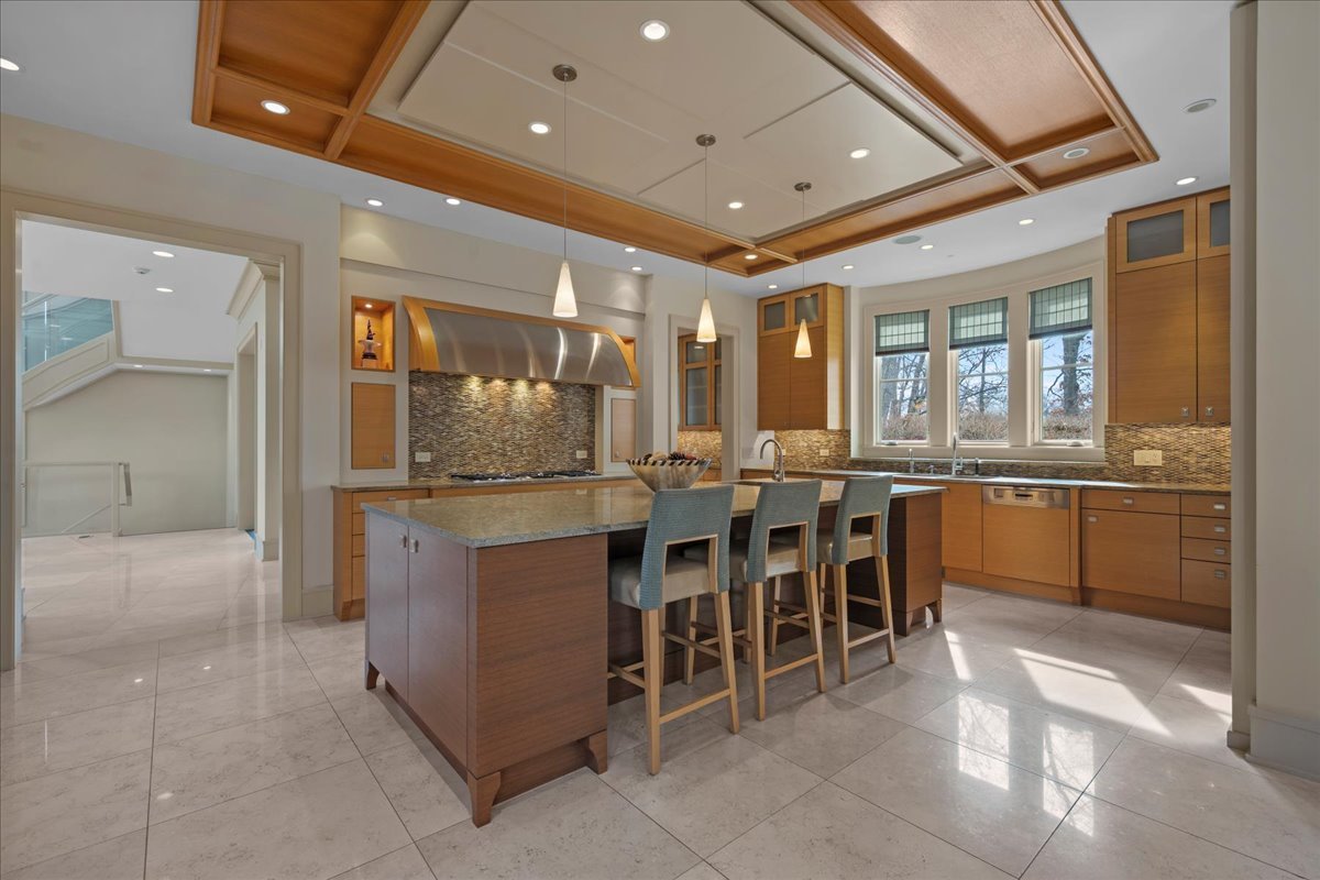 2 Bridlewood Road Northbrook, IL 60062 - Photo 15 of 58