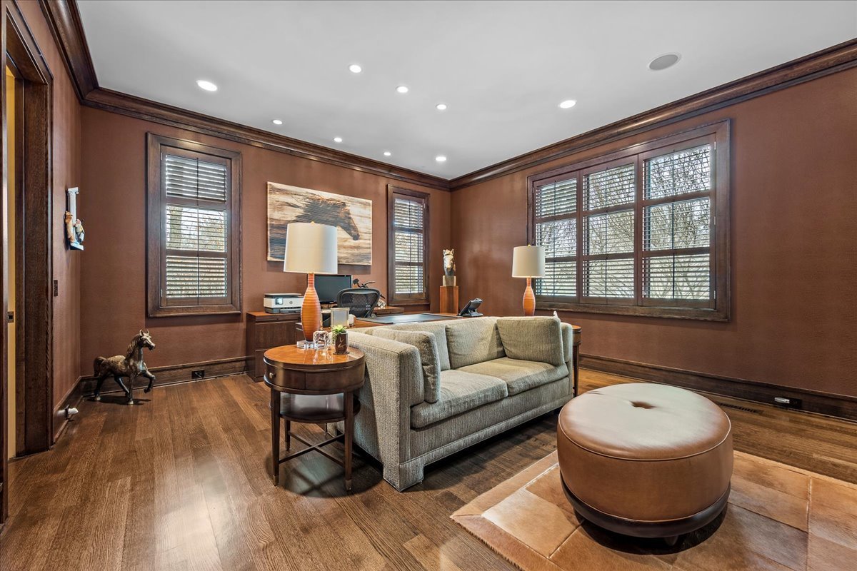 2 Bridlewood Road Northbrook, IL 60062 - Photo 19 of 58