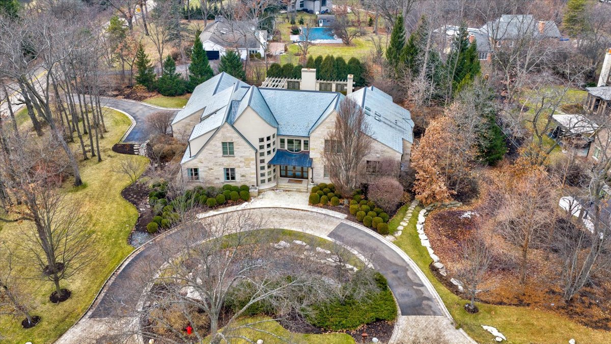 2 Bridlewood Road Northbrook, IL 60062 - Photo 3 of 58