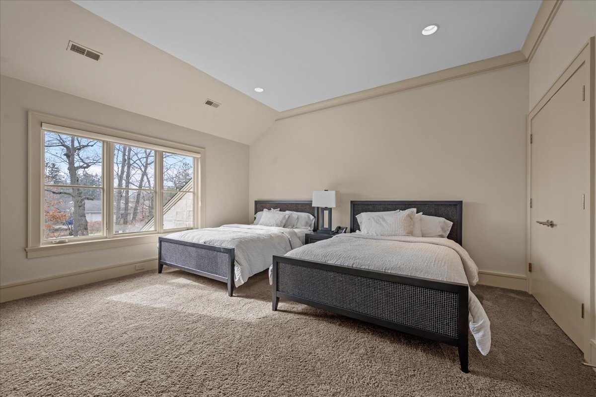 2 Bridlewood Road Northbrook, IL 60062 - Photo 31 of 58