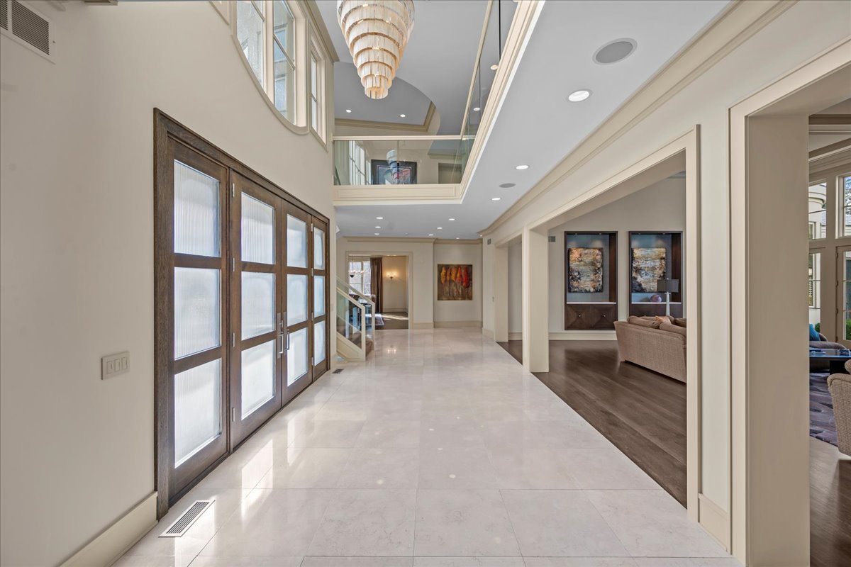 2 Bridlewood Road Northbrook, IL 60062 - Photo 5 of 58