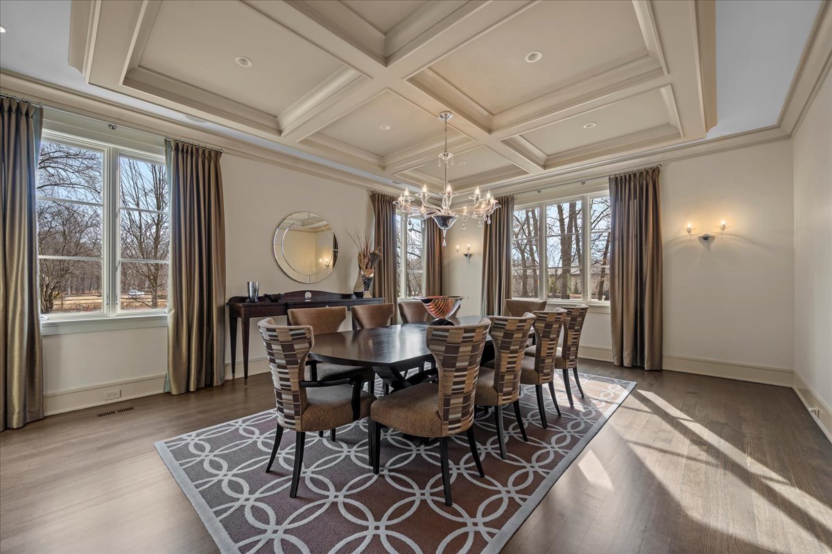 2 Bridlewood Road Northbrook, IL 60062 - Photo 10 of 58