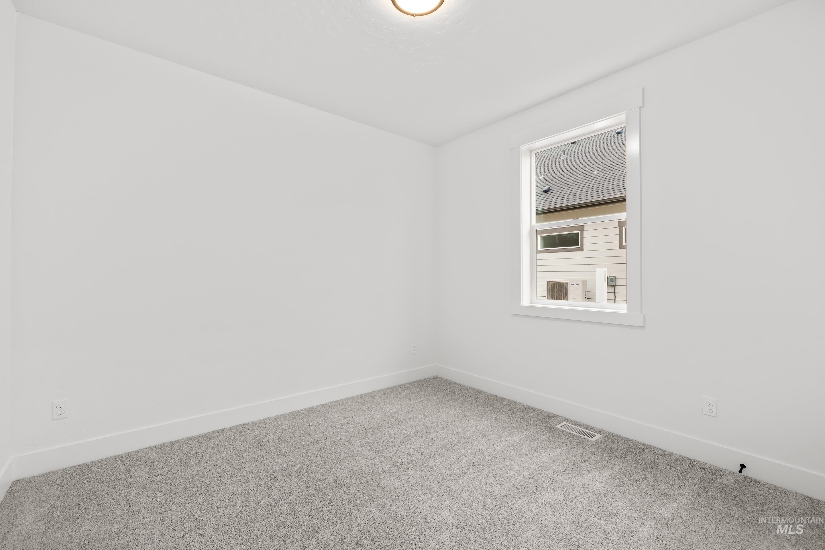 4642 North Maple Grove Road Boise, ID 83704 - Photo 33 of 49