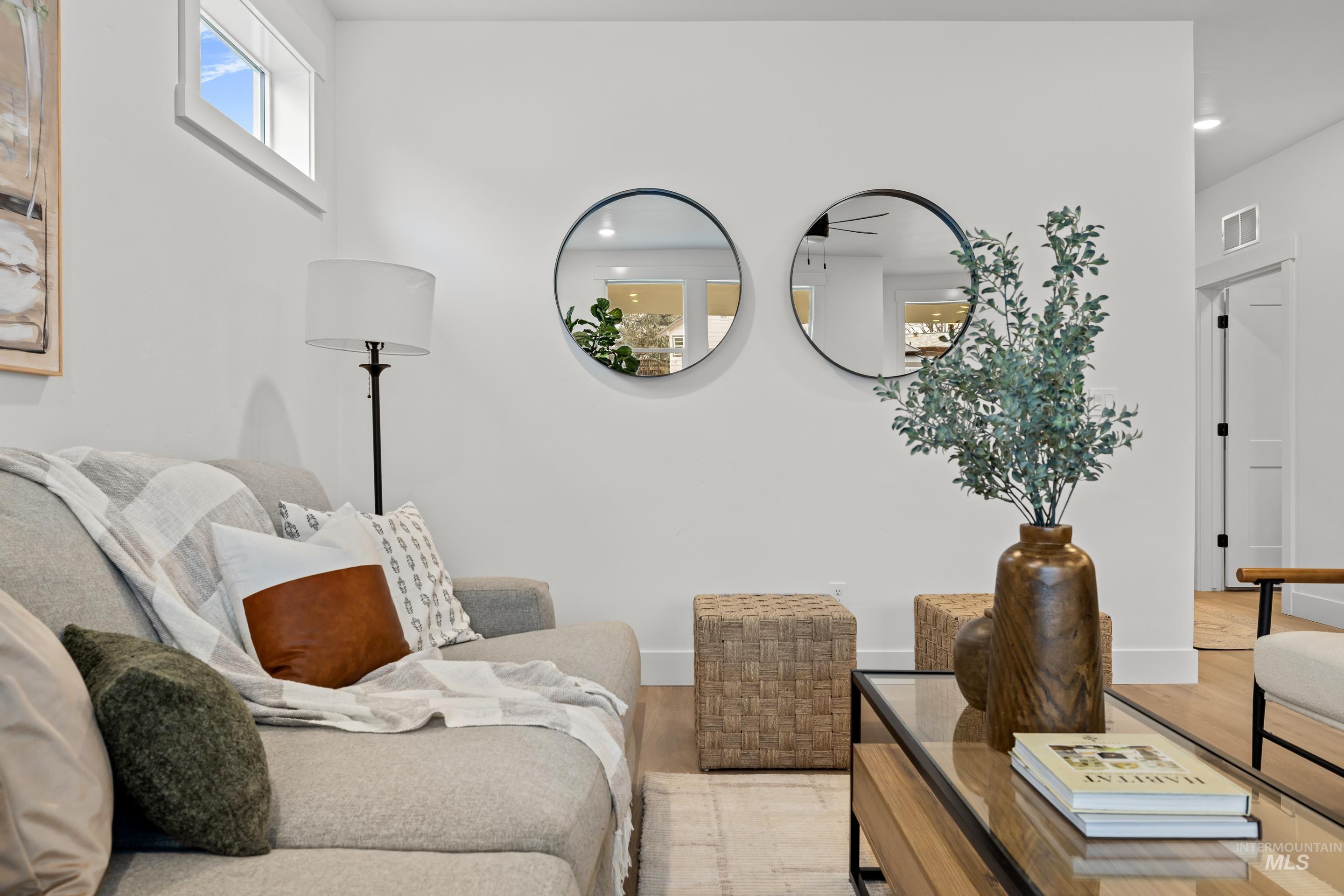 4642 North Maple Grove Road Boise, ID 83704 - Photo 8 of 49