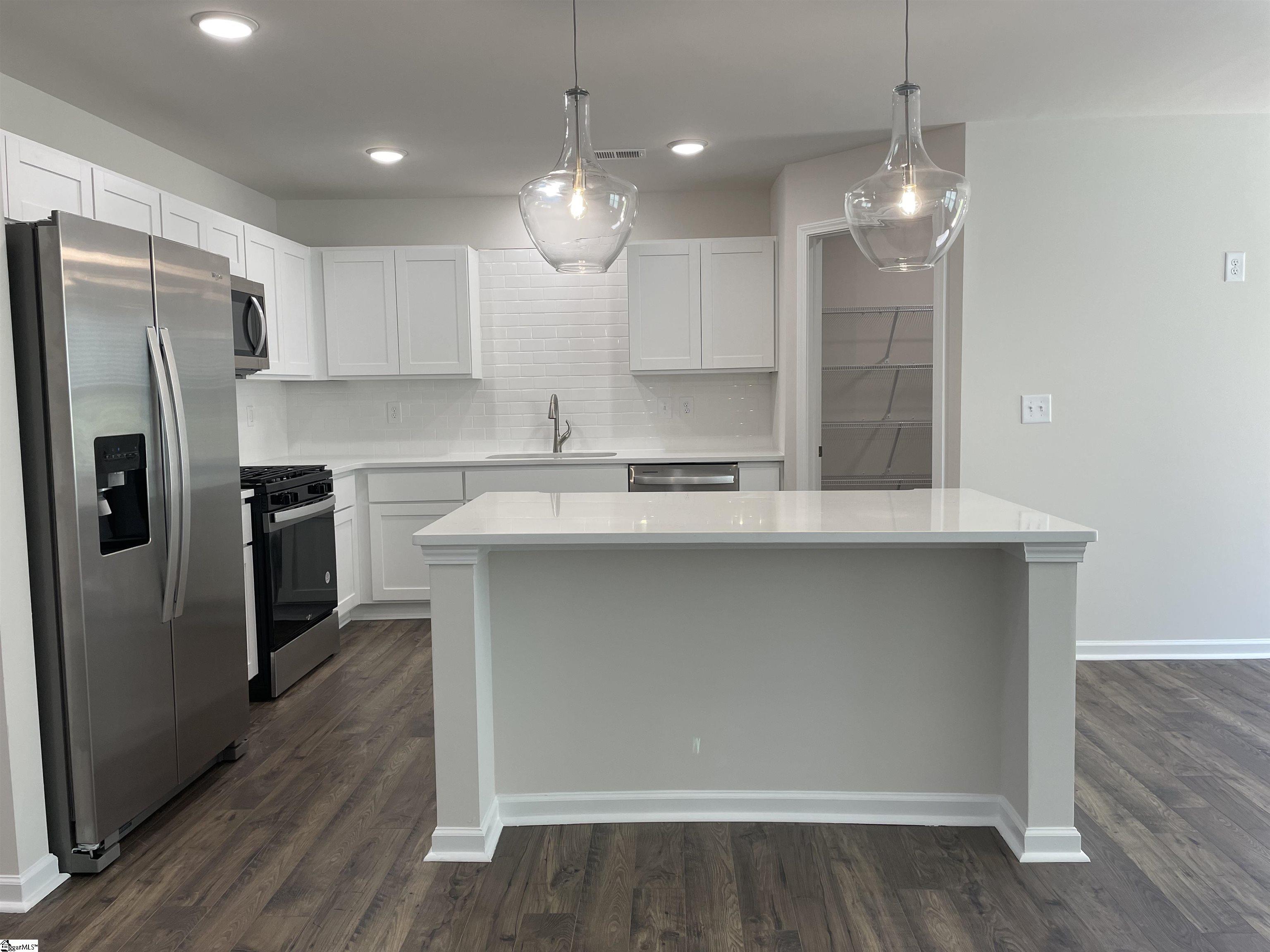 101 Cillian Street Fountain Inn, SC 29644 - Photo 6 of 32