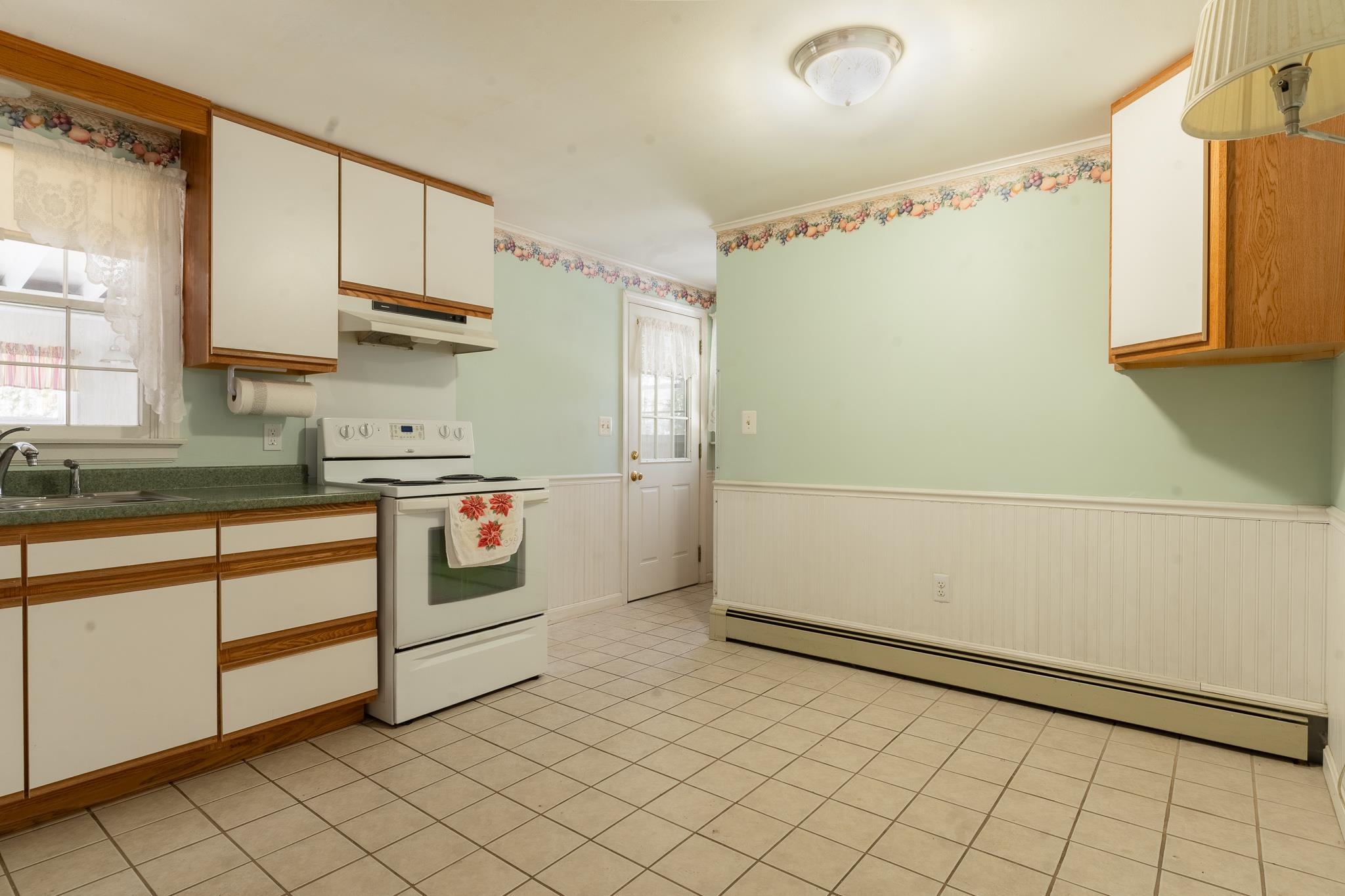 54 Woodland Grv Road Conway, NH 03813 - Photo 5 of 21