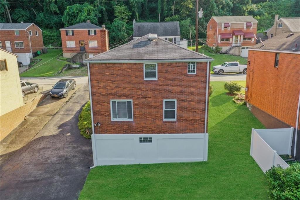 955 Roland Road Pittsburgh, PA 15221 - Photo 19 of 25 Gallery Image 19