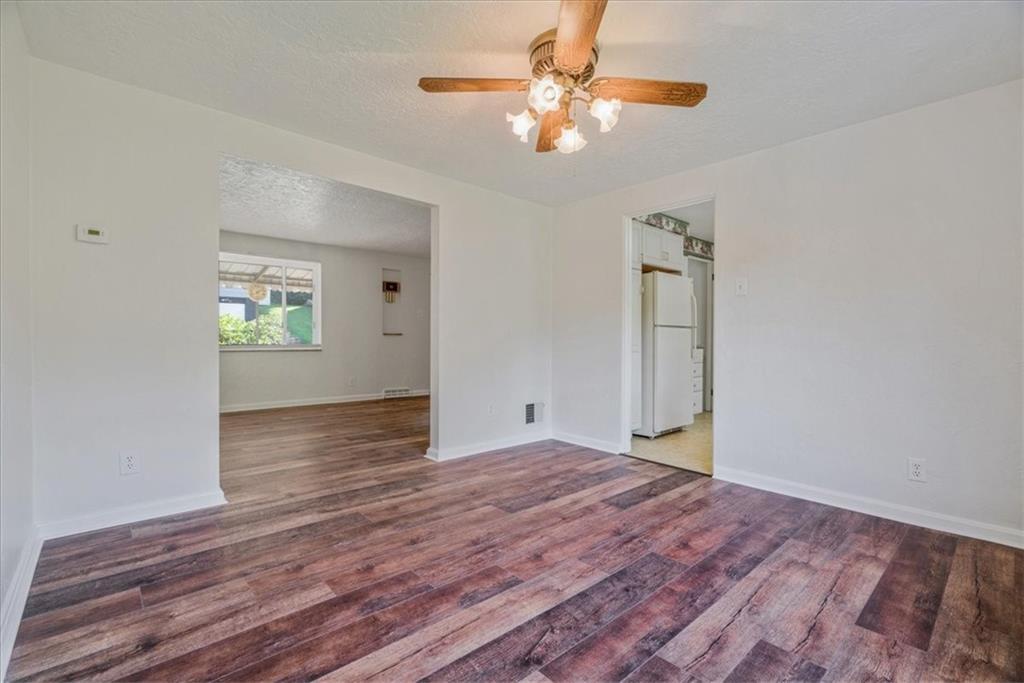 955 Roland Road Pittsburgh, PA 15221 - Photo 5 of 25 Gallery Image 5