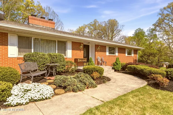 $624,900 | 116 Caldwell Drive, Oak Ridge, TN 37830