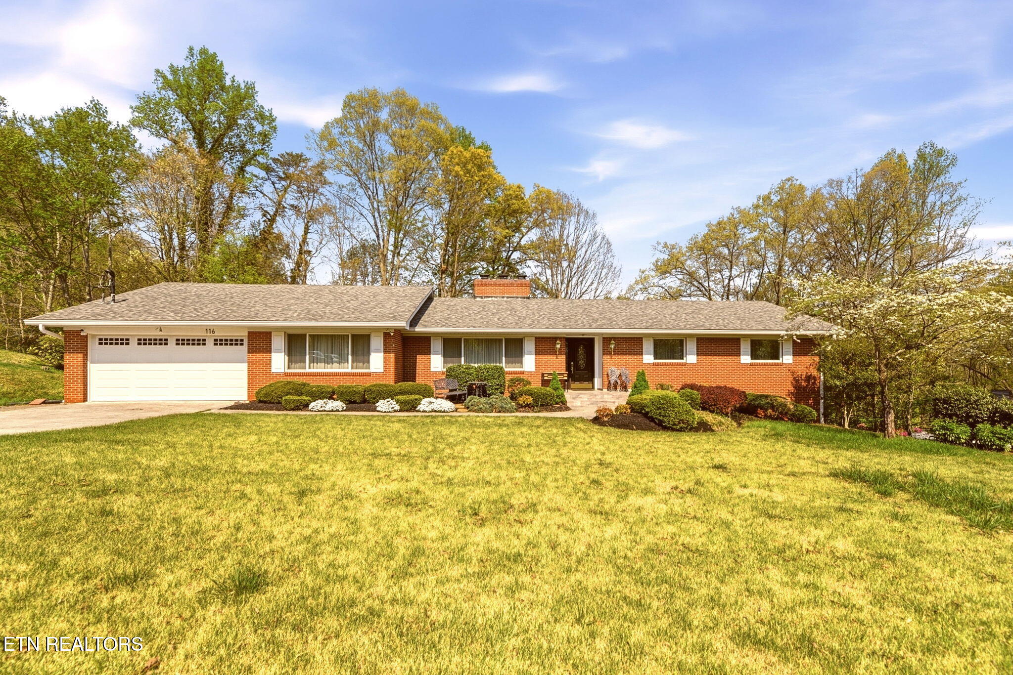 116 Caldwell Drive Oak Ridge, TN 37830 - Photo 2 of 50 116 Caldwell
