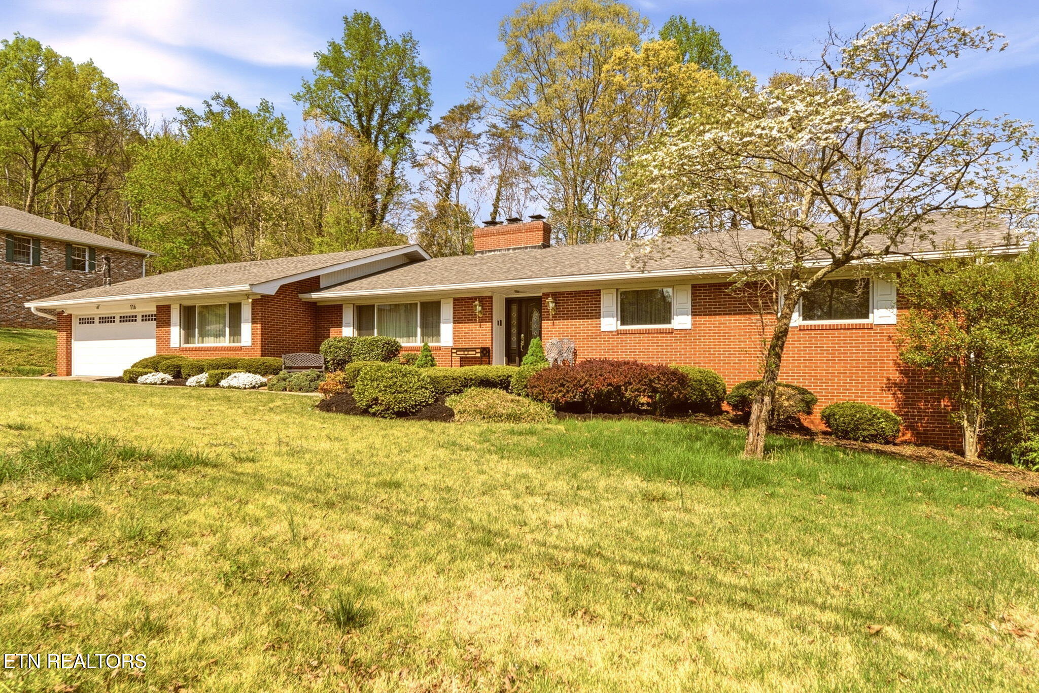 116 Caldwell Drive Oak Ridge, TN 37830 - Photo 3 of 50 116 Caldwell