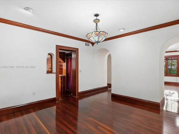 $10,000 | 1137 Asturia Avenue, Coral Gables, FL 33134