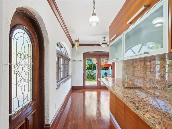 $10,000 | 1137 Asturia Avenue, Coral Gables, FL 33134