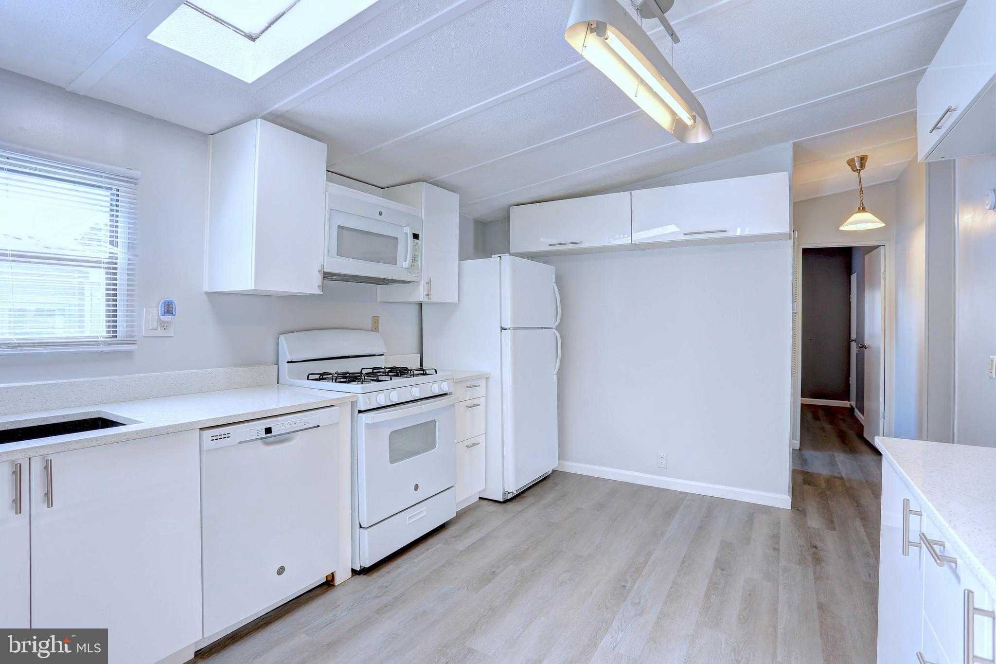 8353 Ashwood Road, Unit 8353 Jessup, MD 20794 - Photo 8 of 43 Kitchen
