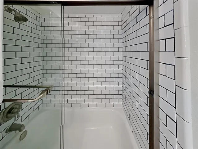 $1,975 | 13806 Brookgreen Drive, Dallas, TX 75240