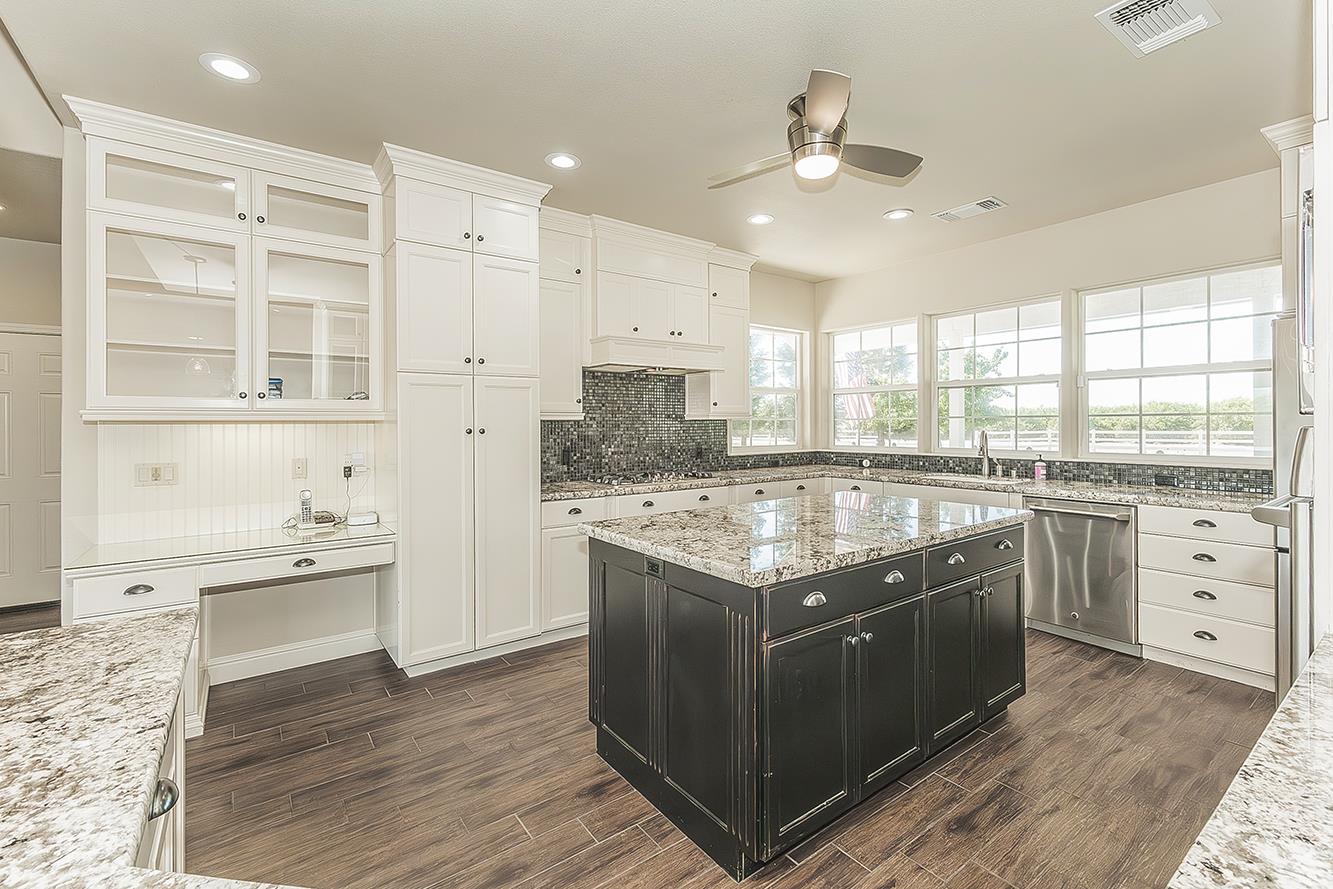 4350 Navelencia Avenue Reedley, CA 93654 - Photo 17 of 71