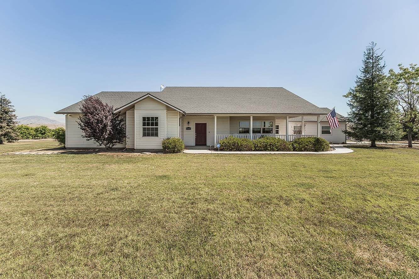 4350 Navelencia Avenue Reedley, CA 93654 - Photo 2 of 71